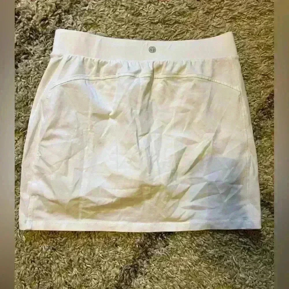Talbots brand skirt/shorts sports/tennis/pickleball. Zippered pockets (F111)